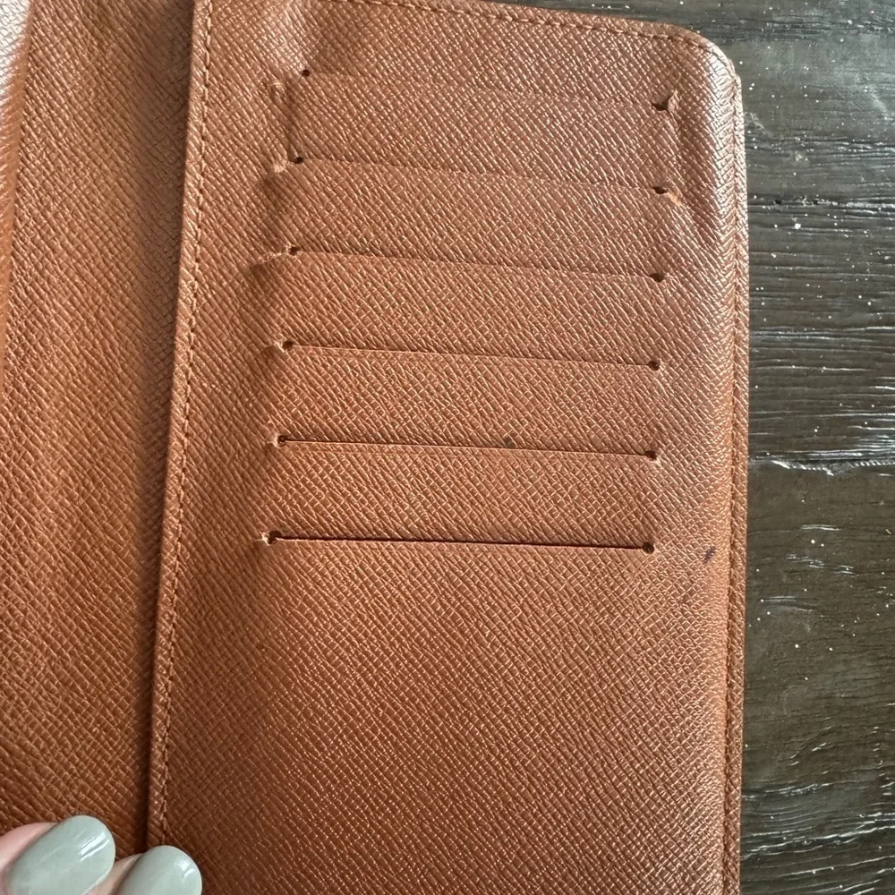 Louis Vuitton Trifold Snap Monogram Wallet